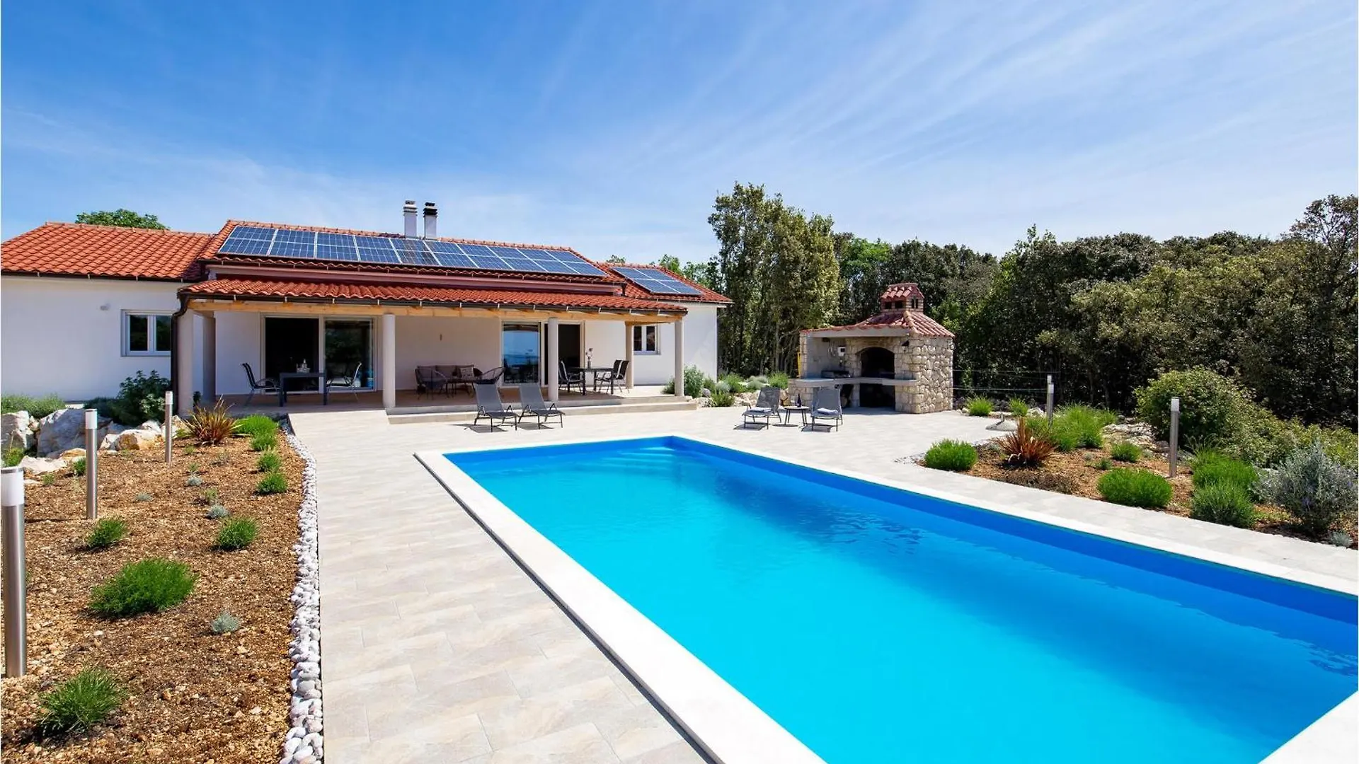 Gorgeous Home In Kampor With Kitchen