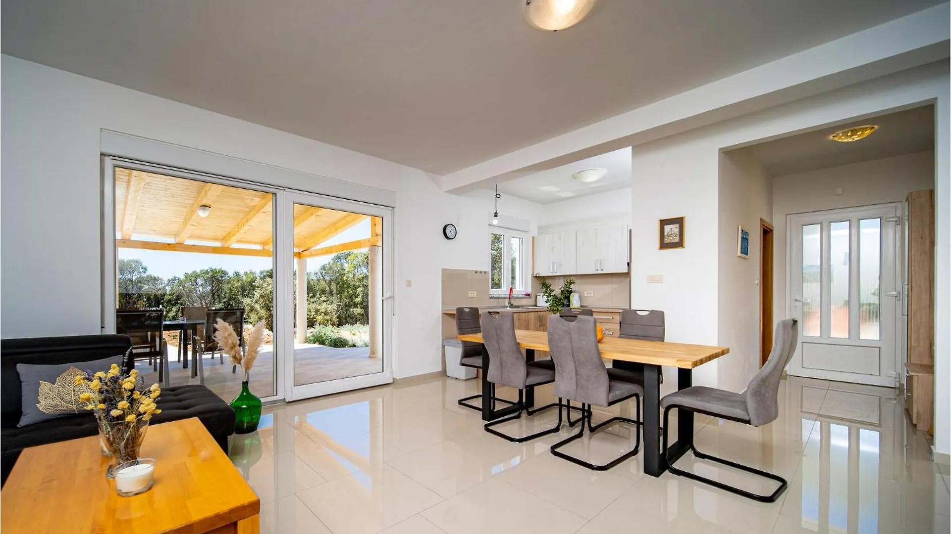 Gorgeous Home In Kampor With Kitchen 0*,  Croatia